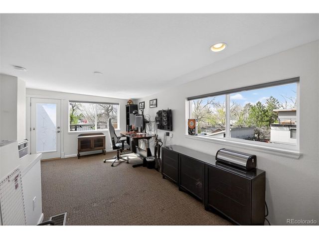 2401 S Lafayette St, Denver, CO 80210