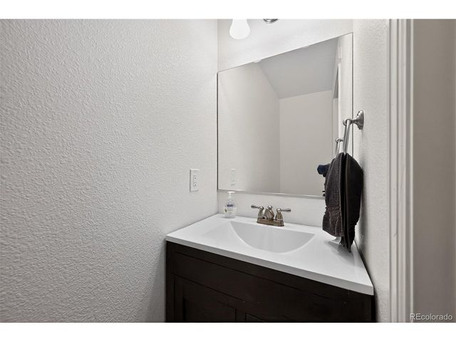 2401 S Lafayette St, Denver, CO 80210