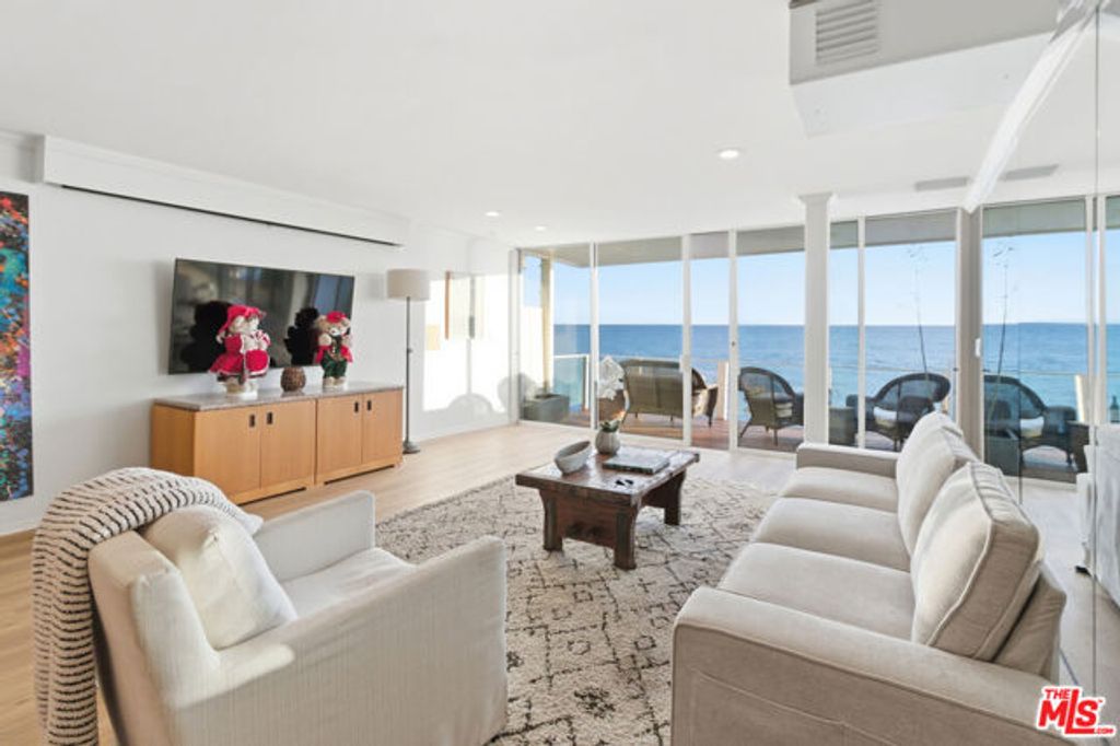 20456 Pacific Coast Highway, Malibu, CA 90265