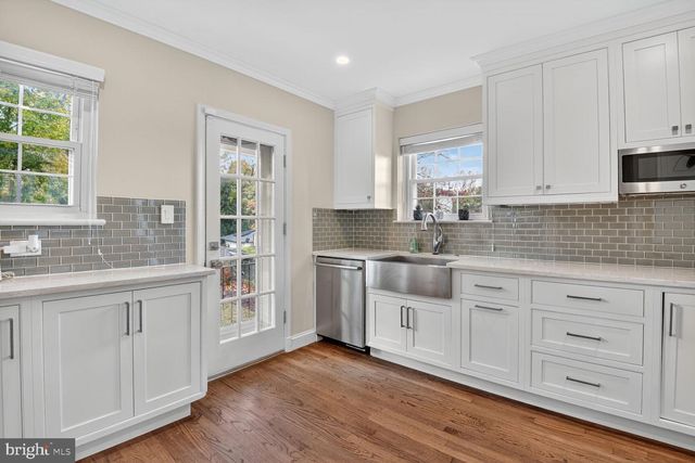 7258 15TH PL NW, Washington, DC 20012