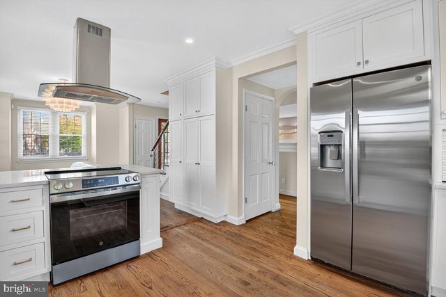 7258 15TH PL NW, Washington, DC 20012