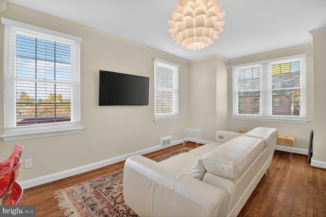 7258 15TH PL NW, Washington, DC 20012