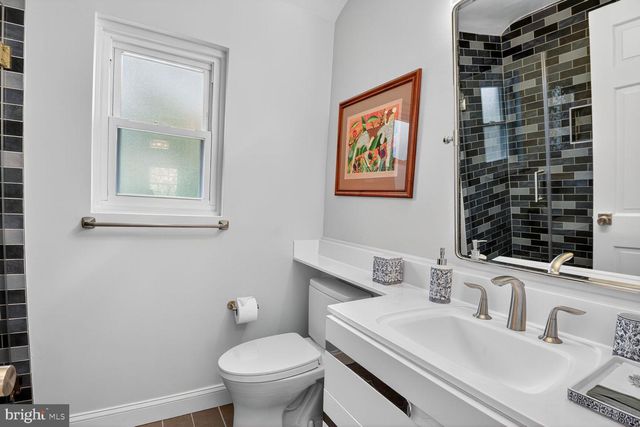 7258 15TH PL NW, Washington, DC 20012