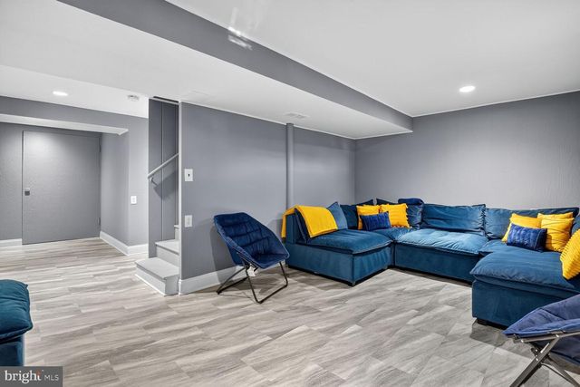 7258 15TH PL NW, Washington, DC 20012