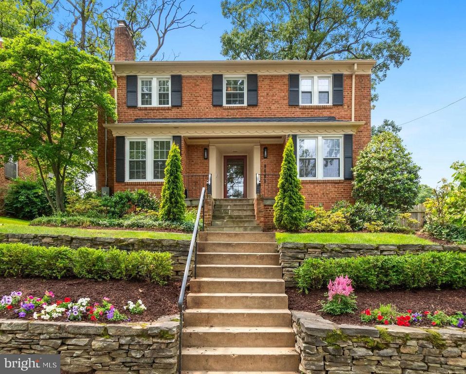 7258 15TH PL NW, Washington, DC 20012