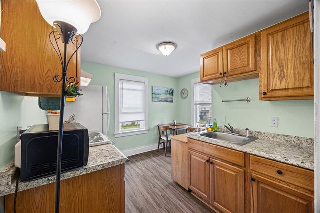401 West Elm Street, East Rochester, NY 14445