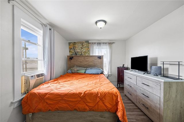 401 West Elm Street, East Rochester, NY 14445