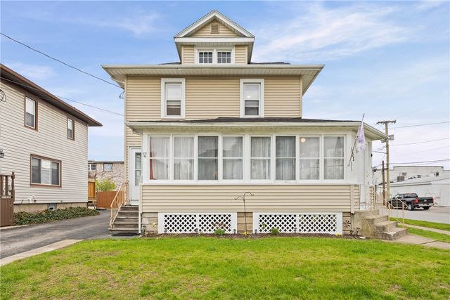 401 West Elm Street, East Rochester, NY 14445