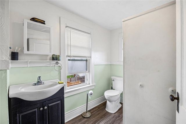 401 West Elm Street, East Rochester, NY 14445