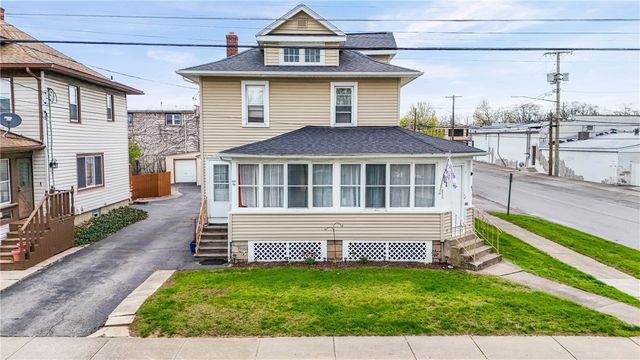 401 West Elm Street, East Rochester, NY 14445