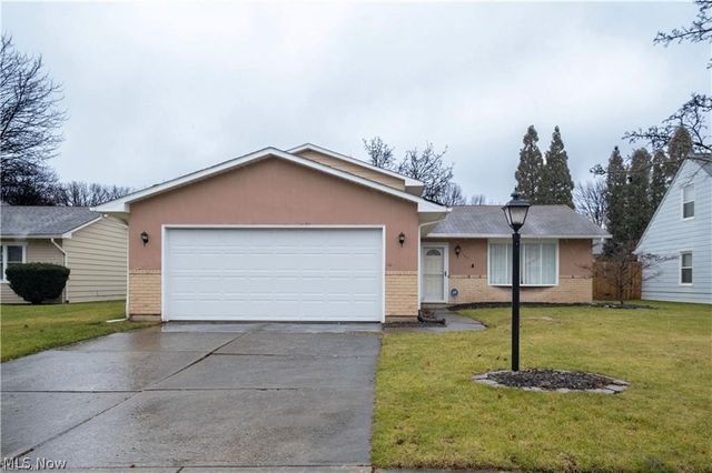 157 Hemlock Drive, Elyria, OH 44035