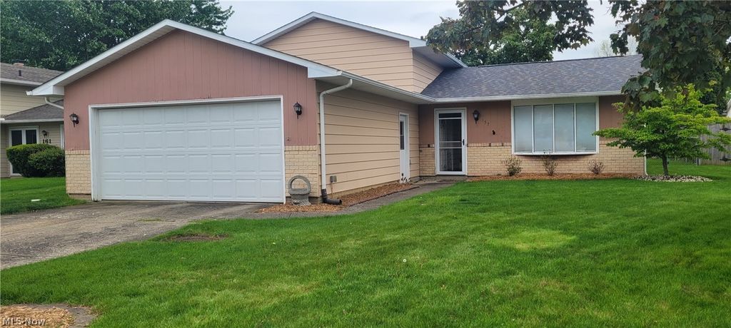157 Hemlock Drive, Elyria, OH 44035