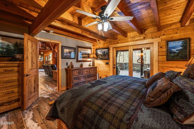 1903 Waters End Road, Walland, TN 37886