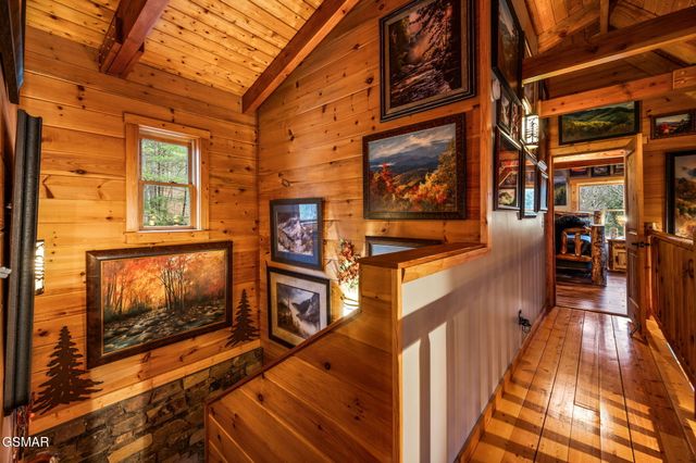 1903 Waters End Road, Walland, TN 37886