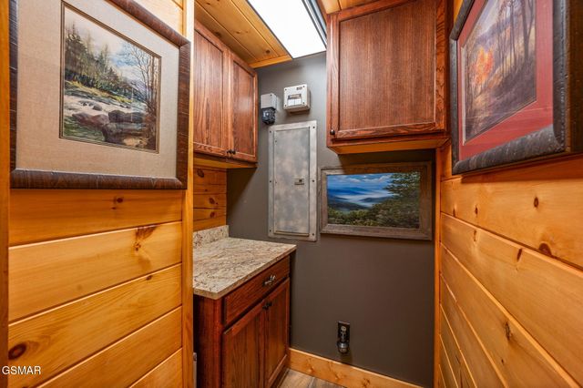 1903 Waters End Road, Walland, TN 37886