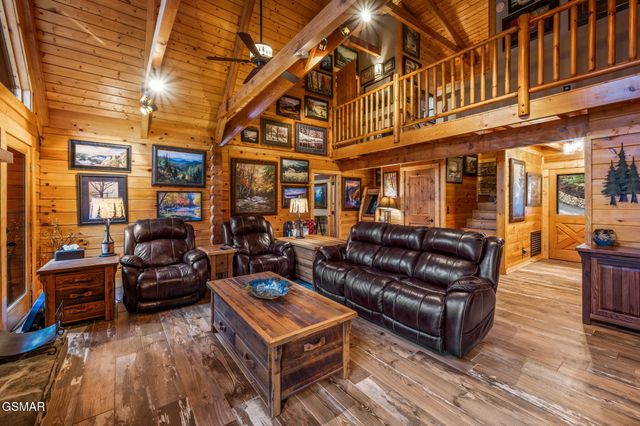 1903 Waters End Road, Walland, TN 37886