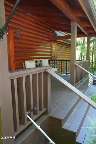 1903 Waters End Road, Walland, TN 37886