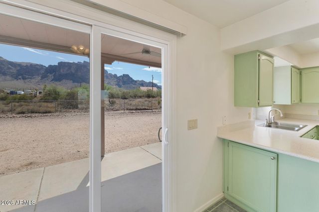1775 N MOUNTAIN VIEW Road, Apache Junction, AZ 85119