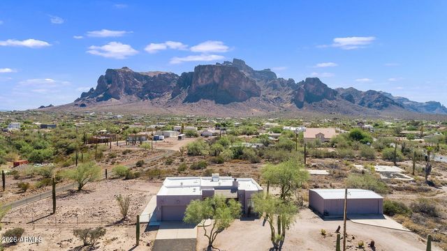 1775 N MOUNTAIN VIEW Road, Apache Junction, AZ 85119