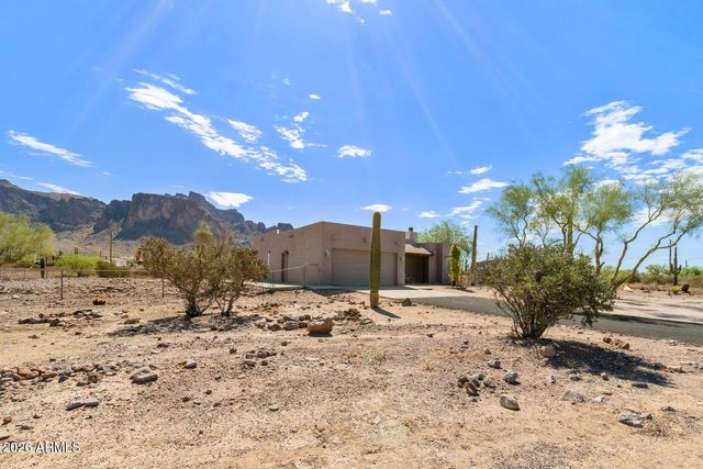 1775 N MOUNTAIN VIEW Road, Apache Junction, AZ 85119