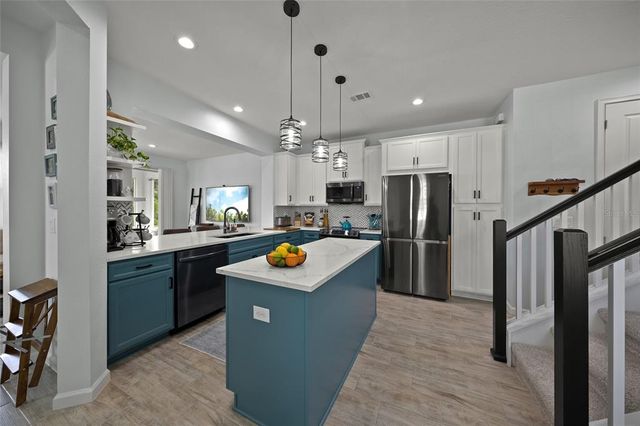 12105 TRAILHEAD DRIVE, Bradenton, FL 34211