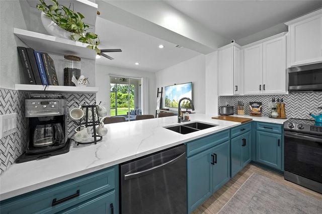 12105 TRAILHEAD DRIVE, Bradenton, FL 34211
