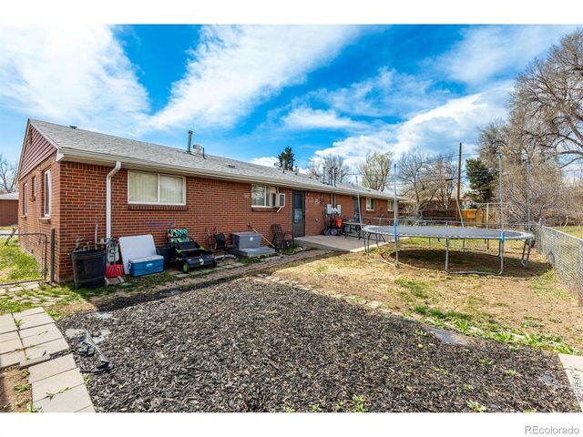 27-29 Newland Court, Lakewood, CO 80226