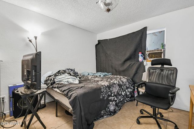 7607 W OSBORN Road, Phoenix, AZ 85033