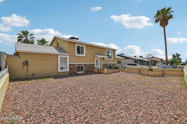 7607 W OSBORN Road, Phoenix, AZ 85033