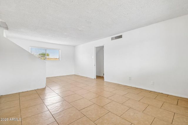 7607 W OSBORN Road, Phoenix, AZ 85033