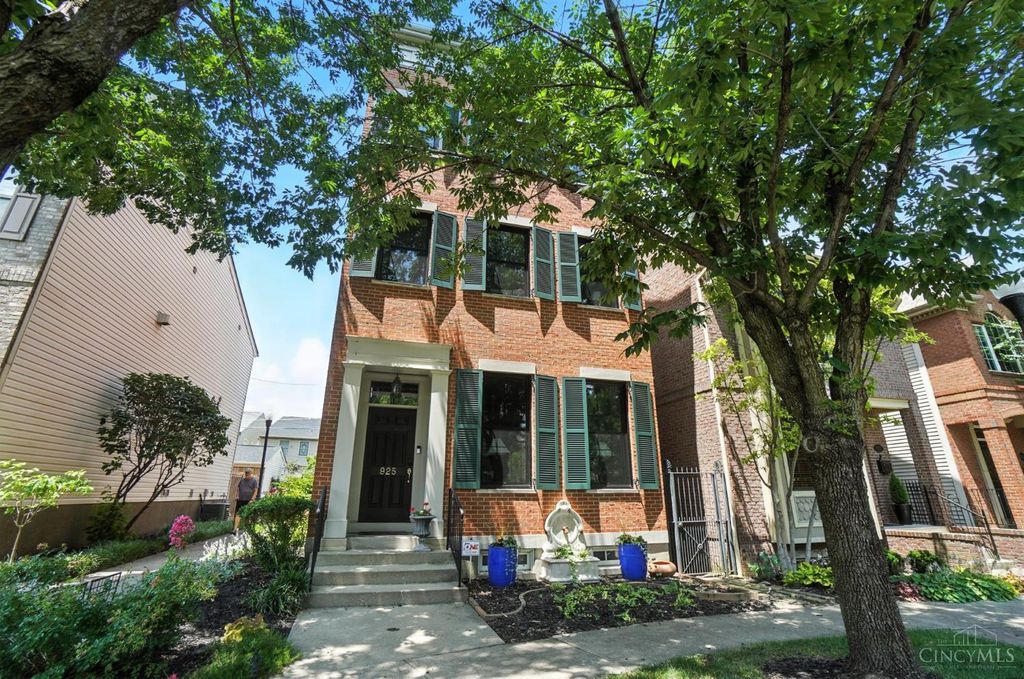 925 Weninger Circle, Cincinnati, OH 45203