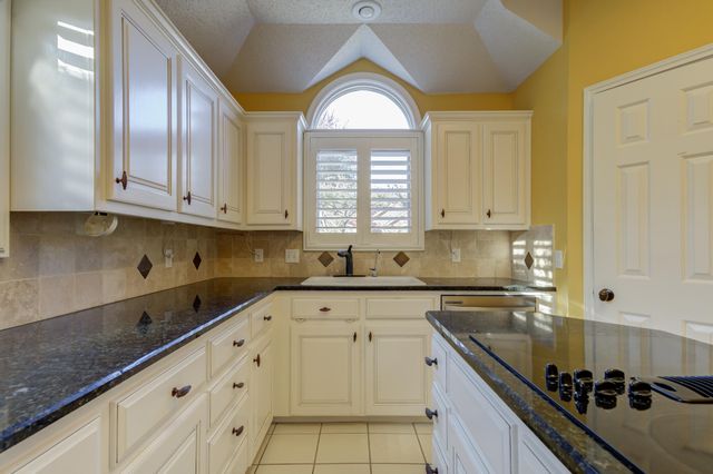 5917 85th Street, Lubbock, TX 79424