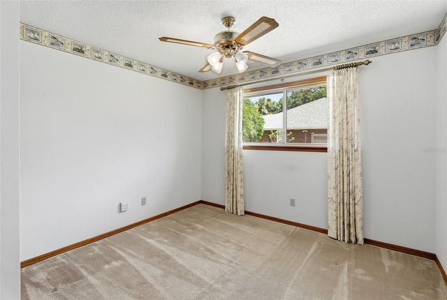 417 GLEN ABBEY LANE, Debary, FL 32713