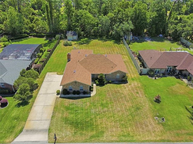417 GLEN ABBEY LANE, Debary, FL 32713