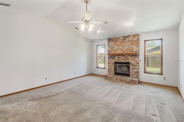 417 GLEN ABBEY LANE, Debary, FL 32713