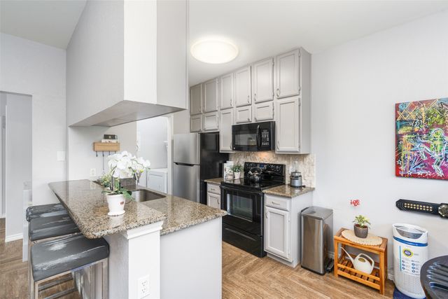 7340 Skillman Street 1113, Dallas, TX 75231