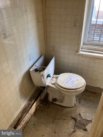 5542 LANSDOWNE AVE, Philadelphia, PA 19131