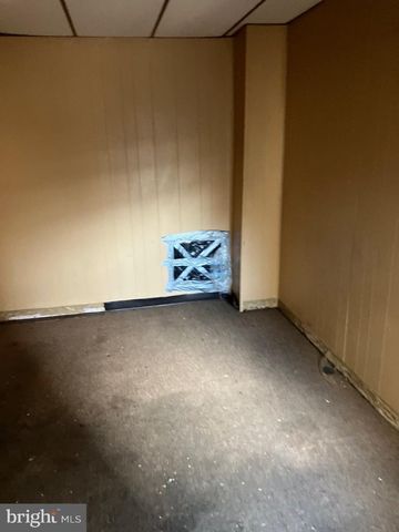 5542 LANSDOWNE AVE, Philadelphia, PA 19131