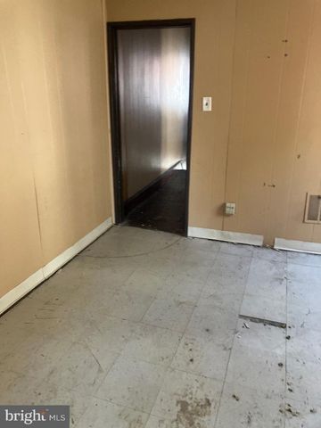 5542 LANSDOWNE AVE, Philadelphia, PA 19131