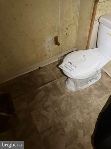 5542 LANSDOWNE AVE, Philadelphia, PA 19131