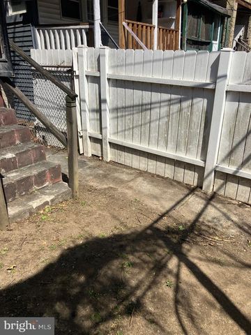 5542 LANSDOWNE AVE, Philadelphia, PA 19131