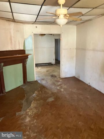 5542 LANSDOWNE AVE, Philadelphia, PA 19131