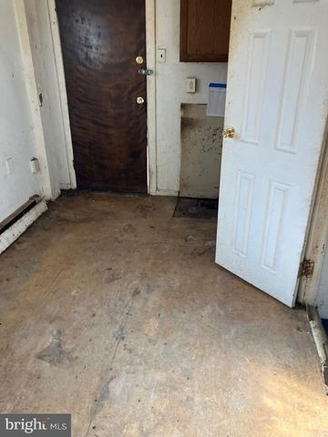 5542 LANSDOWNE AVE, Philadelphia, PA 19131