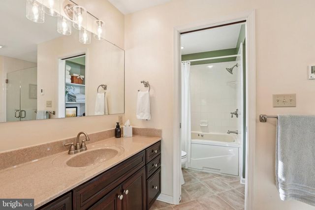 7193 W SUNDOWN CT, Frederick, MD 21702