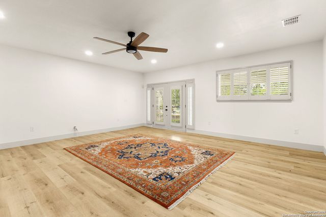 446 Forrest Hill, San Antonio, TX 78209