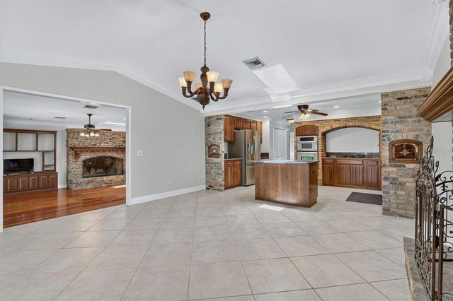 306 OAK ESTATES DRIVE, Orlando, FL 32806