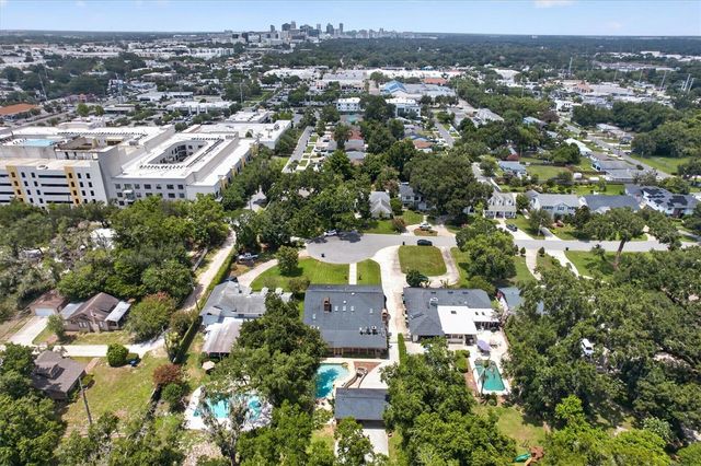 306 OAK ESTATES DRIVE, Orlando, FL 32806