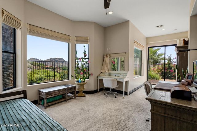 7525 N CLEARWATER Parkway, Paradise Valley, AZ 85253