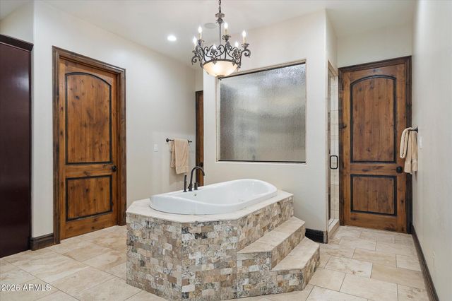7525 N CLEARWATER Parkway, Paradise Valley, AZ 85253