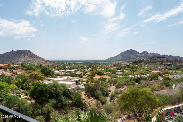 7525 N CLEARWATER Parkway, Paradise Valley, AZ 85253